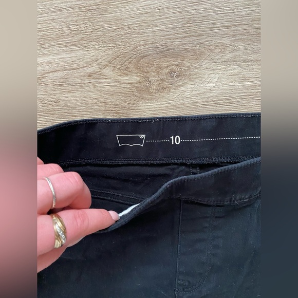 Levi’s jeggings - Picture 2 of 2